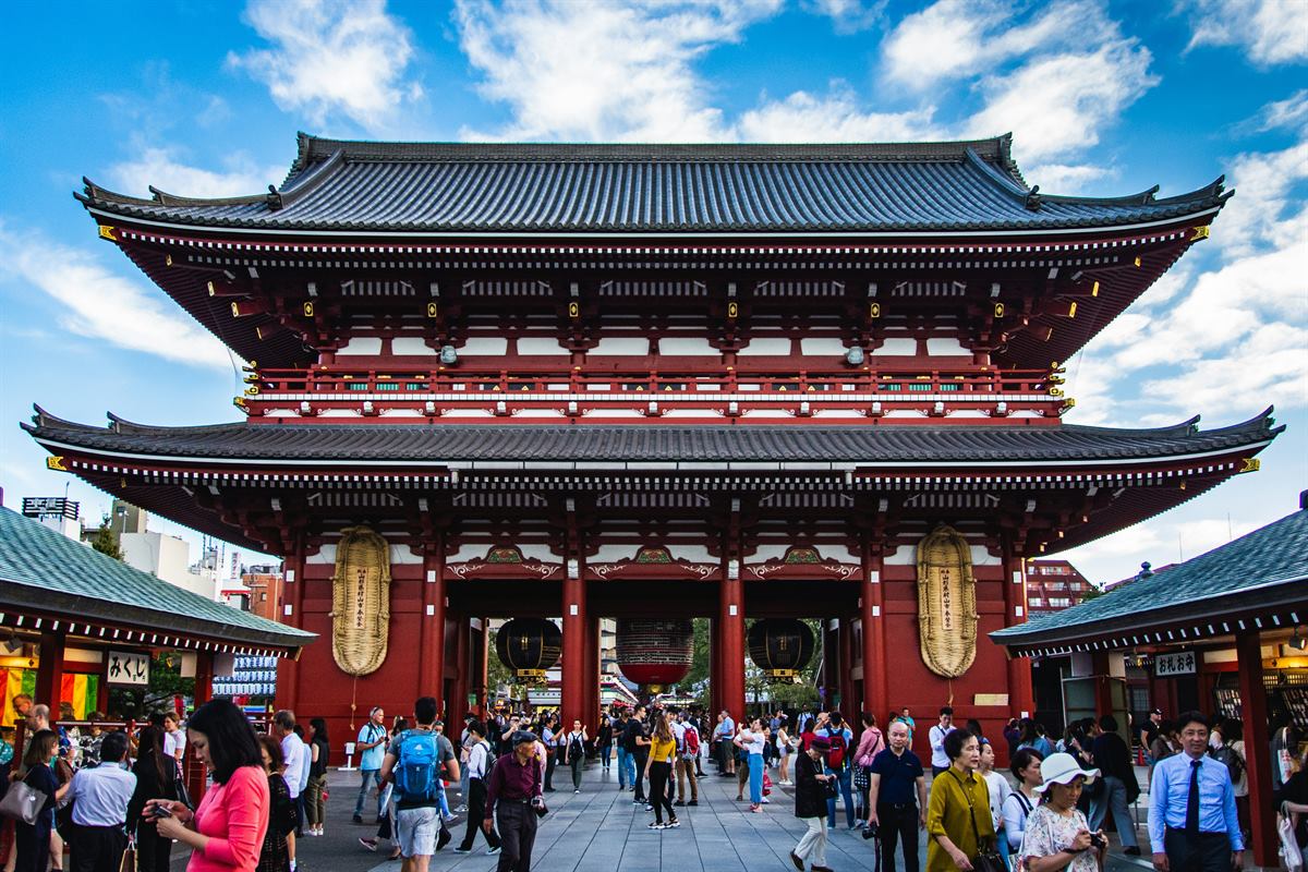 Templo Senso-ji y calles de Asakusa en Tokio